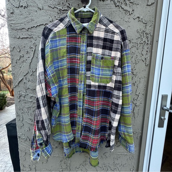 Urban Outfitters BDG Multicolor Plaid Women’s Button Up Shirt Size S - Picture 2 of 13